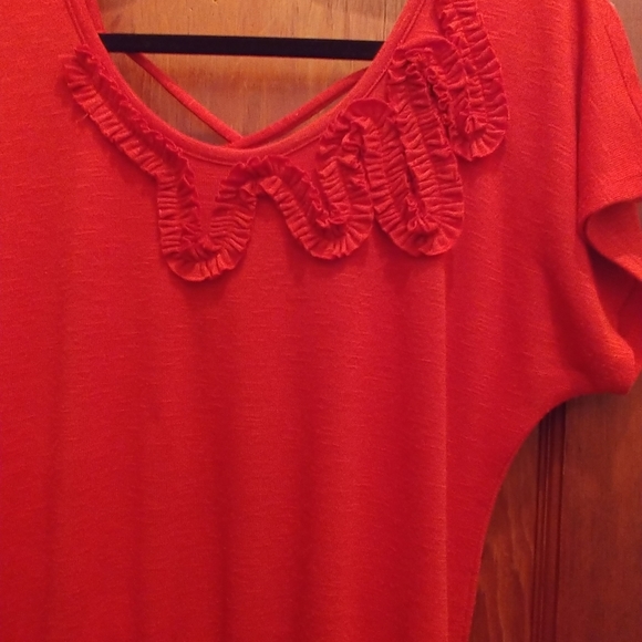 Short sleeve top - Picture 2 of 4